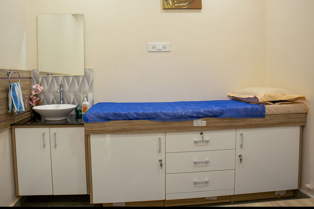 Aditya Clinic treatment room
